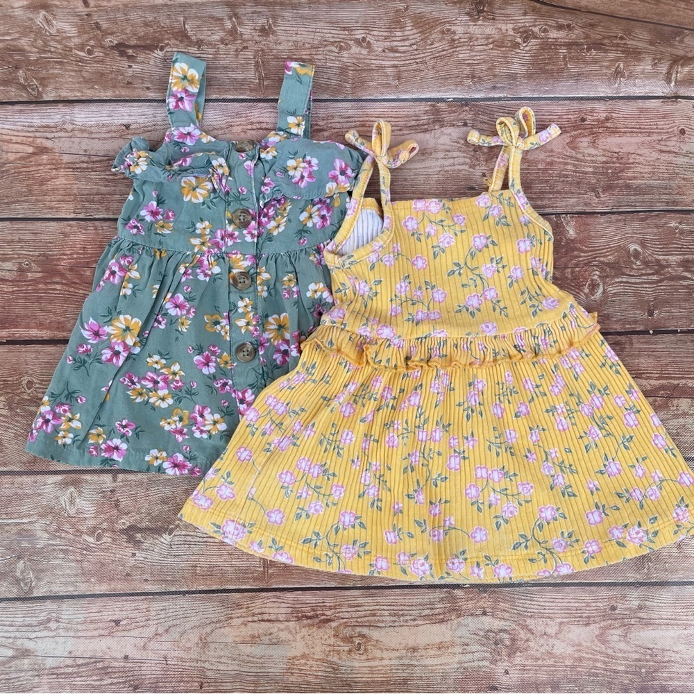 Little lass Baby girl floral dress set of two size 6-9 months